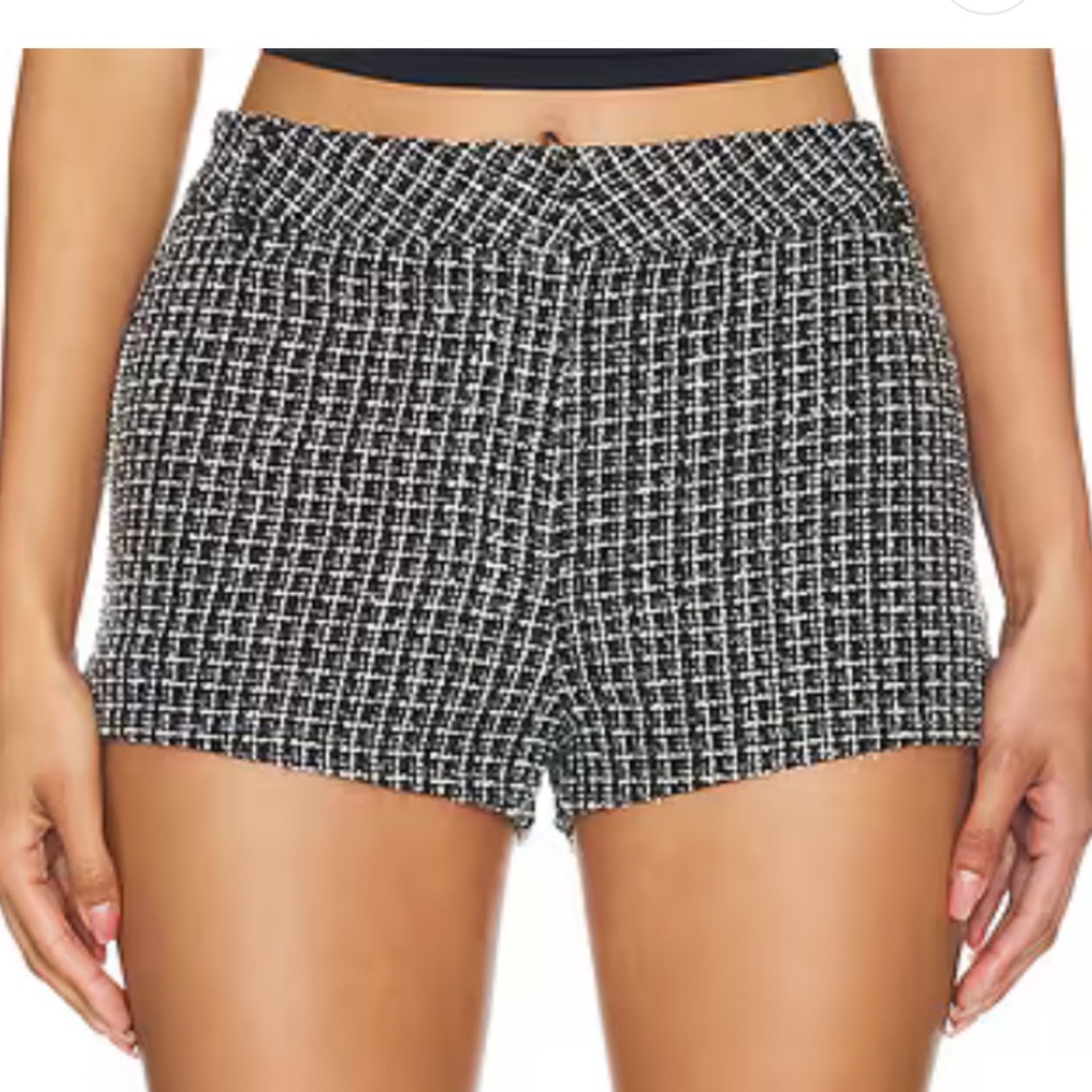 Harper Mini Shorts in black - M
